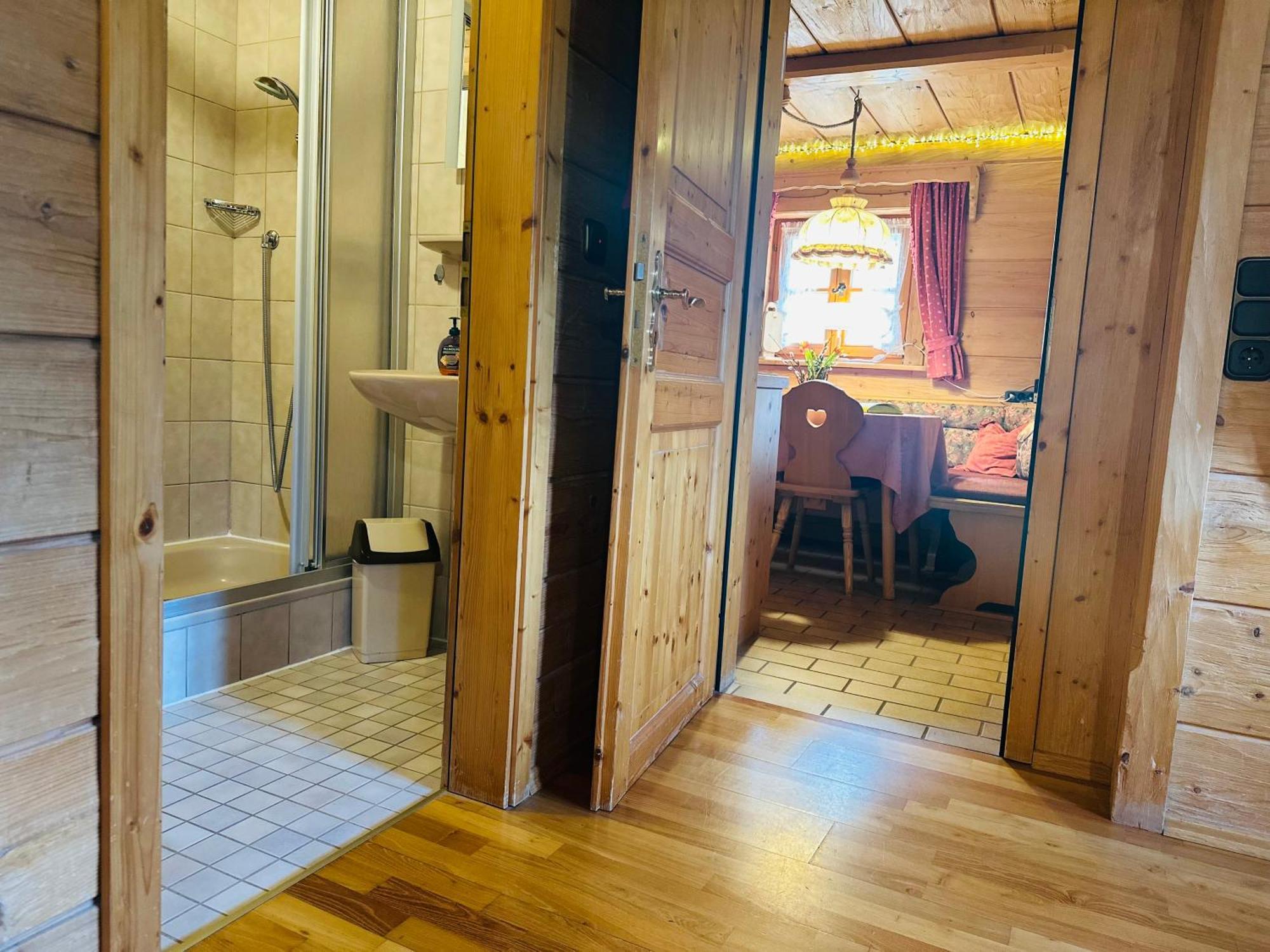Almbruennerl Die Almhuette Auf Der Raffner Alm Ruhpolding Bagian luar foto